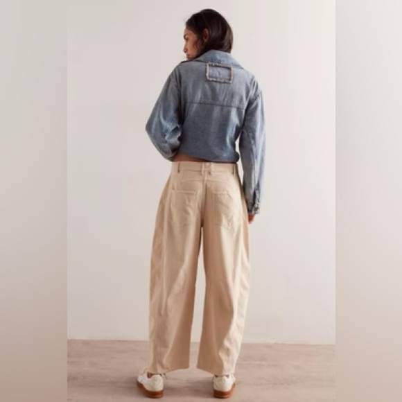 Free people Good Luck Mid-Rise Cord Barrel Jeans - Picture 6 of 8